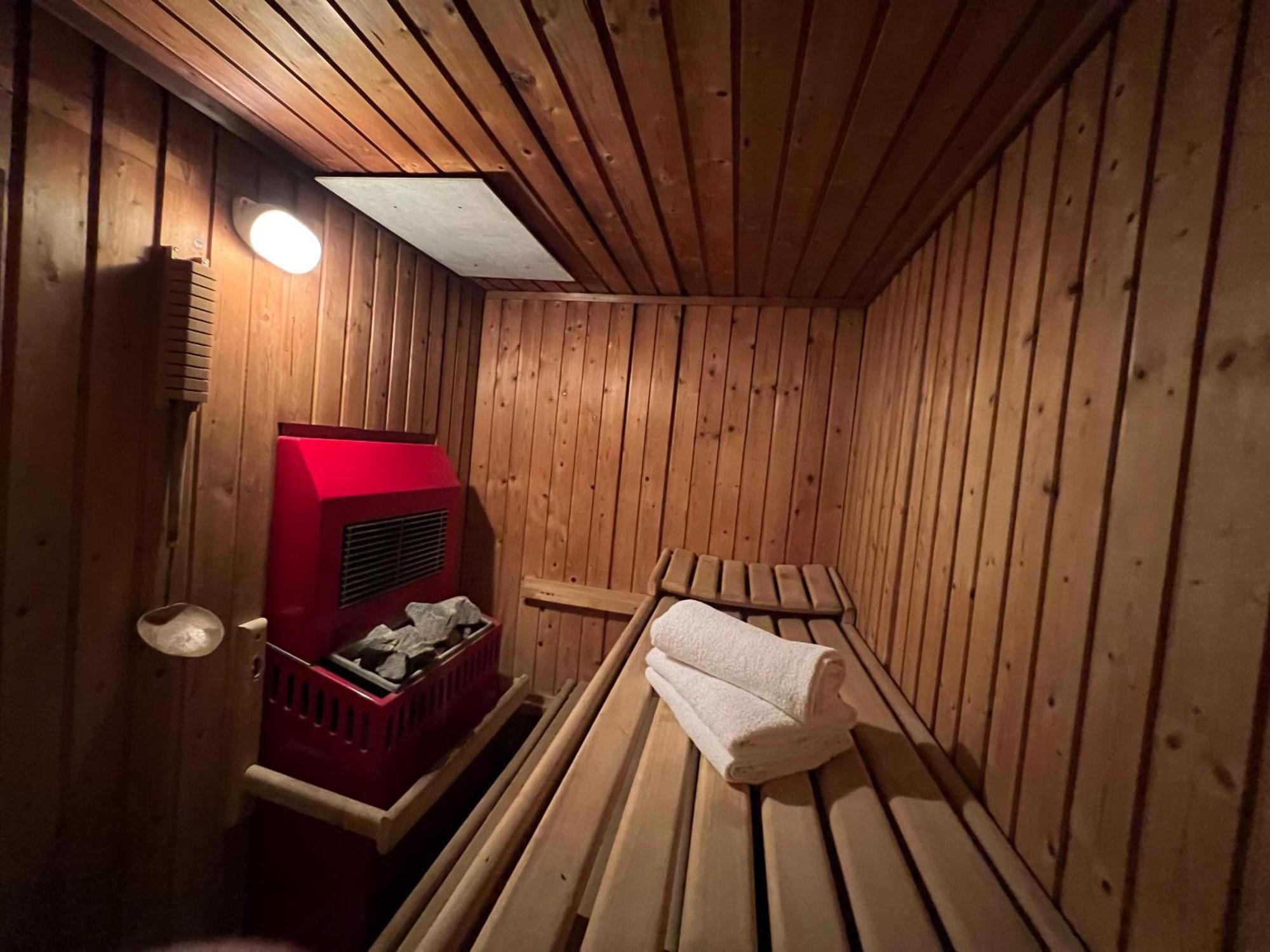 Gasthof Hotel Zur Post Egloffstein Екстер'єр фото