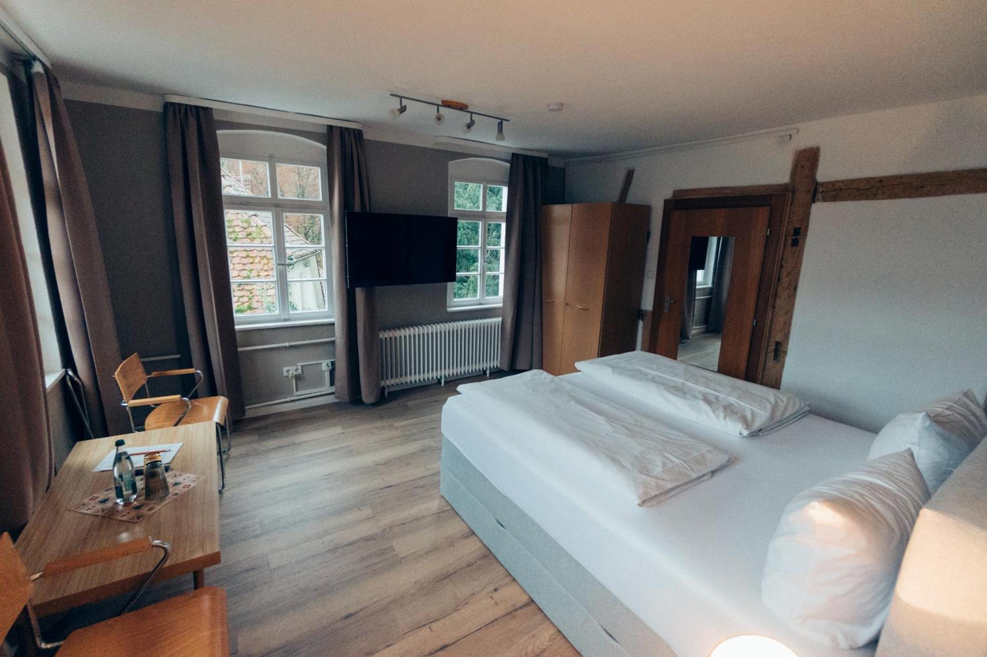 Gasthof Hotel Zur Post Egloffstein Екстер'єр фото