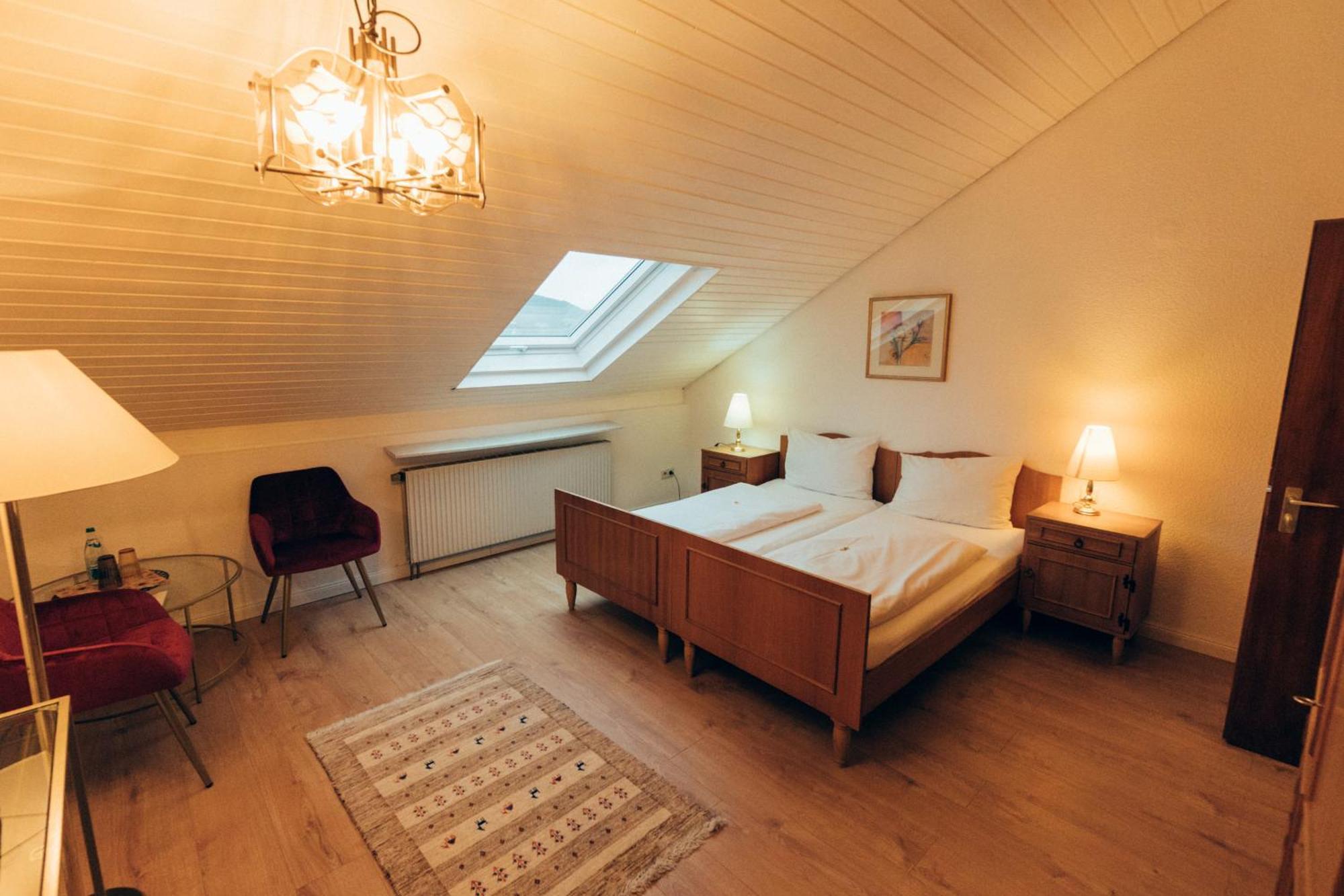 Gasthof Hotel Zur Post Egloffstein Екстер'єр фото